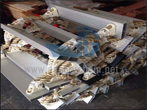 অ্যালুমিনিয়াম এমবার্কেশন মই